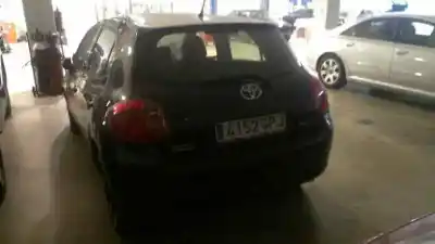 Veículo de Sucata toyota auris luna+ do ano 2008 alimentado 1nd