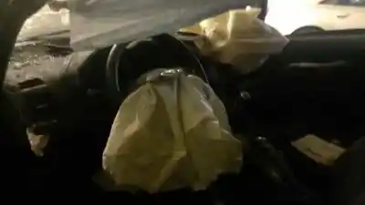 Veículo de Sucata toyota auris luna+ do ano 2008 alimentado 1nd