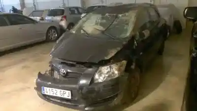 Veículo de Sucata toyota auris luna+ do ano 2008 alimentado 1nd