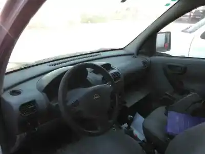 Veículo de Sucata opel combo cargo do ano 2003 alimentado y17dt