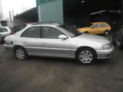 Vehículo de desguace OPEL OMEGA B 2.5 24V DTI del año 2001 con motor Y25DT