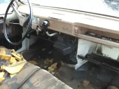 Sloopvoertuig renault 4 1.1 g van het jaar 1968 aangedreven 