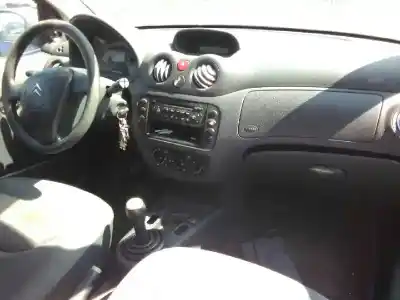 Veículo de Sucata citroen c2 x do ano 2004 alimentado hfx