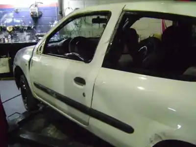 Здавання транспортного засобу otras marcas clio ii fase ii (b/cb0) authentique року 2003 потужний k9k a7