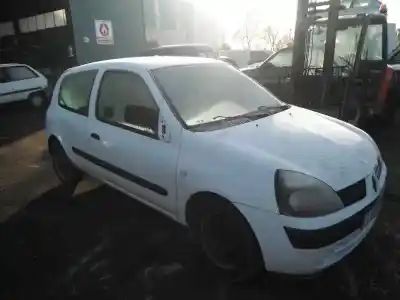Здавання транспортного засобу otras marcas clio ii fase ii (b/cb0) authentique року 2003 потужний k9k a7