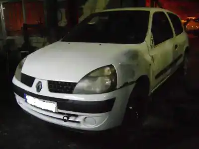 Здавання транспортного засобу otras marcas clio ii fase ii (b/cb0) authentique року 2003 потужний k9k a7