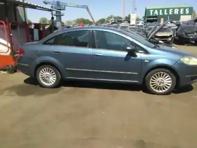 Veículo de Sucata fiat linea (323_, 110_) 1.3 d multijet (323axb11 323axb1a) do ano 2008 alimentado 199a3000