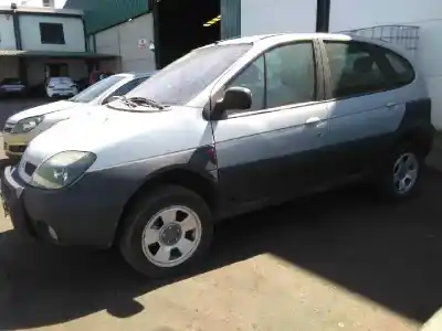 Scrapping Vehicle renault scenic rx4 (ja0) 1.9 dci salomon of the year 2002 powered f9q k7