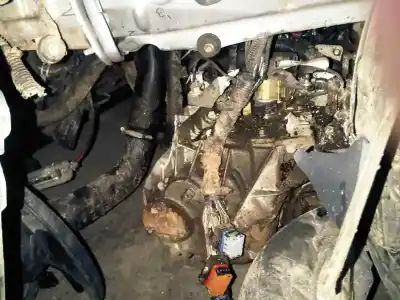 Veicolo di demolizione ford focus berlina (cap) 1.6 tdci cat dell'anno 2005 alimentato g8da