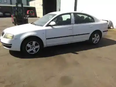 Veículo de Sucata skoda superb (3u4) collection do ano 2006 alimentado bsv