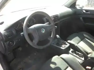 Veículo de Sucata skoda superb (3u4) collection do ano 2006 alimentado bsv