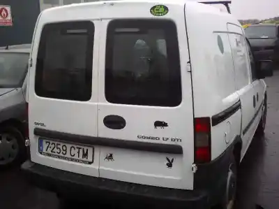 Veículo de Sucata opel combo 1.7 16v dti cat (y 17 dt / lr6) do ano 2001 alimentado y17dt