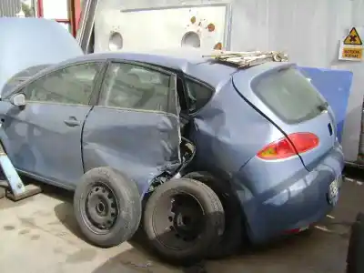 Veicolo di demolizione seat leon (1p1) 1.9 tdi dell'anno 2006 alimentato bkc