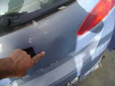 Veicolo di demolizione seat leon (1p1) 1.9 tdi dell'anno 2006 alimentato bkc