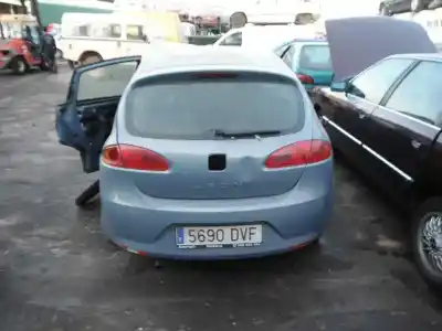Veicolo di demolizione seat leon (1p1) 1.9 tdi dell'anno 2006 alimentato bkc