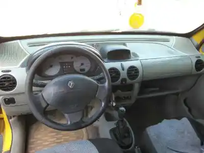 Veicolo di demolizione renault kangoo (f/kc0) expression dell'anno 2001 alimentato k9k b7