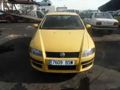 Veicolo di demolizione fiat stilo (192) 1.6 16v dell'anno 2002 alimentato 182b6000