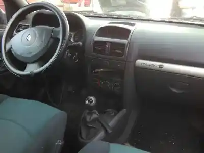 Здавання транспортного засобу renault clio ii fase ii (b/cb0) 1.4 16v року 2003 потужний k4j c7