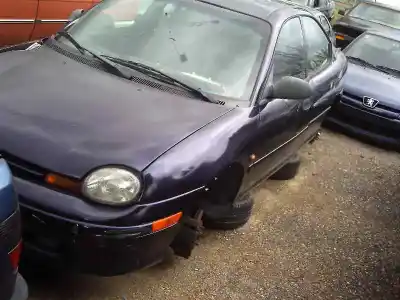 Vehículo de desguace chrysler neon 2.0 del año 1998 con motor 2.0l