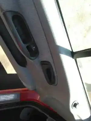 Здавання транспортного засобу renault megane i scenic (ja0) 1.9 d alize року 2001 потужний f9q 744 80cv