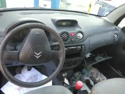 Veículo de Sucata citroen c3 1.1 collection do ano 2003 alimentado hfx