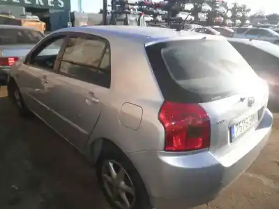 Veículo de Sucata toyota corolla (e12) 1.4 linea terra berlina do ano 2000 alimentado 3zz-fe