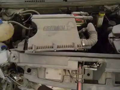 Veículo de Sucata fiat stilo (192) 1.4 do ano 2004 alimentado 843a1.000