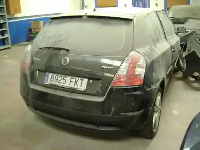 Veículo de Sucata fiat stilo (192) 1.4 do ano 2004 alimentado 843a1.000