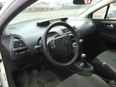 Veículo de Sucata citroen c4 berlina sx do ano 2005 alimentado 9hy