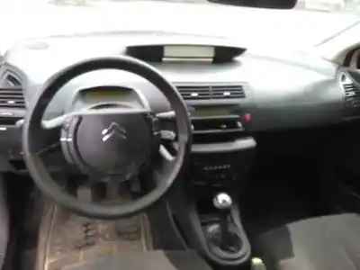 Veículo de Sucata citroen c4 berlina sx do ano 2005 alimentado 9hy