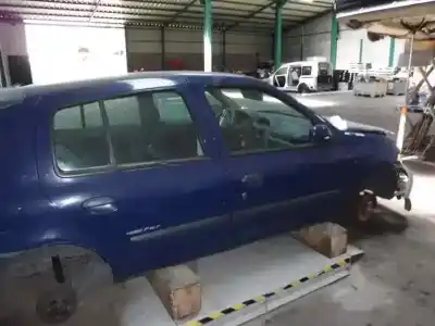 Scrapping Vehicle renault clio ii fase ii (b/cb0) 1.2 16v of the year 2001 powered d4f