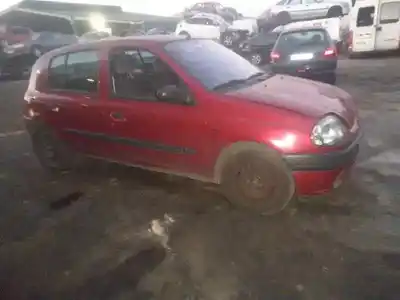 Veicolo di demolizione renault clio ii fase i (b/cbo) 1.9 d alize dell'anno 1998 alimentato f8q