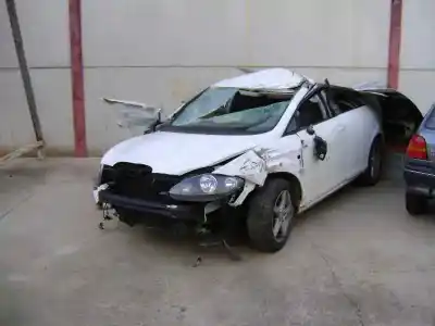 Veículo de Sucata seat leon (1p1) reference do ano 2010 alimentado cay