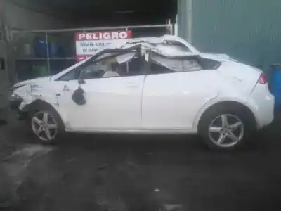 Veículo de Sucata seat leon (1p1) reference do ano 2010 alimentado cay