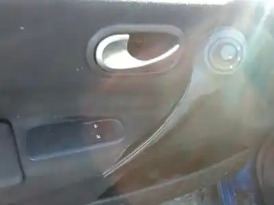 Veículo de Sucata renault megane ii berlina 3p confort authentique do ano 2004 alimentado k4m t7