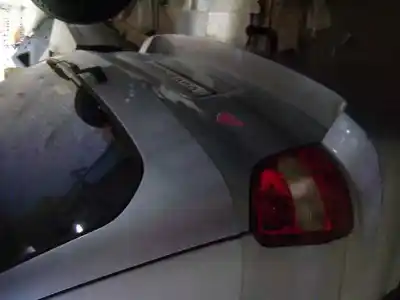 Veículo de Sucata kia carnival * do ano 2001 alimentado j3