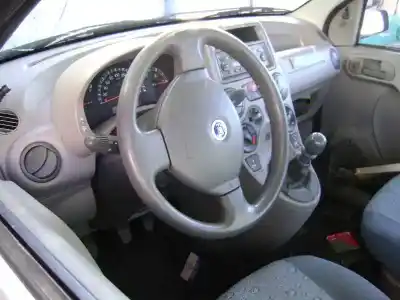 Veicolo di demolizione fiat panda (169) 1.1 8v dell'anno 2005 alimentato 187a1.000