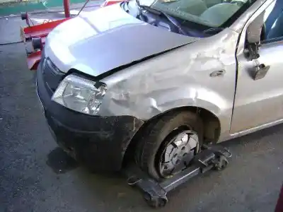 Veicolo di demolizione fiat panda (169) 1.1 8v dell'anno 2005 alimentato 187a1.000