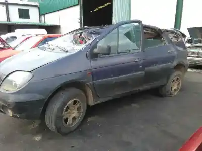 Scrapping Vehicle renault scenic rx4 (ja0) 1.9 dci salomon of the year 2000 powered f9q