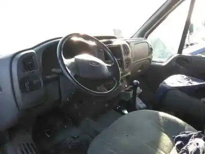 Veículo de Sucata ford transit caja cerrada, corta (fy) 2.0 td cat do ano 2001 alimentado d3fa