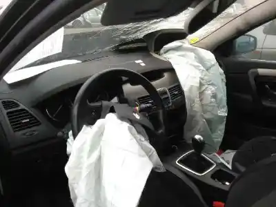 Veículo de Sucata renault laguna iii privilege do ano 2007 alimentado m9r g7 110 kw