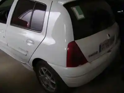 Здавання транспортного засобу renault clio ii fase ii (b/cb0) 1.9 dti diesel року 2001 потужний f9q