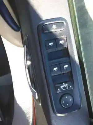 Veículo de Sucata citroen c8 2.0 hdi cat (rhz / dw10ated) do ano 2003 alimentado rht