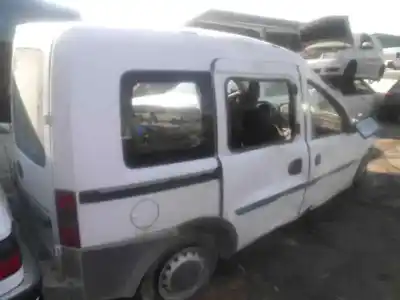 Veículo de Sucata opel combo 1.7 16v dti cat (y 17 dt / lr6) do ano 2003 alimentado y17dt