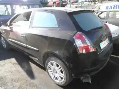 Veículo de Sucata fiat stilo (192) 1.8 16v cat do ano 2002 alimentado 192a4.000