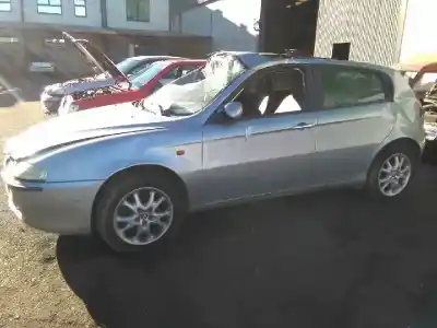 Veicolo di demolizione alfa romeo 147 (190) 2.0 16v cat dell'anno 2002 alimentato ar32310