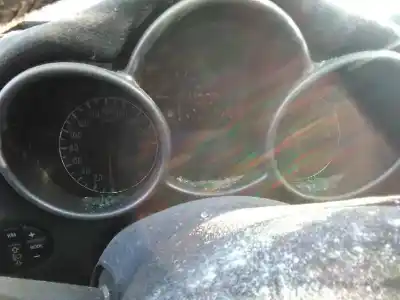 Veicolo di demolizione alfa romeo 147 (190) 2.0 16v cat dell'anno 2002 alimentato ar32310