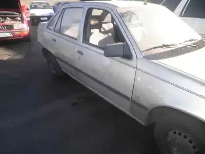 Veicolo di demolizione opel kadett e 1.6 dell'anno 1988 alimentato 16sv
