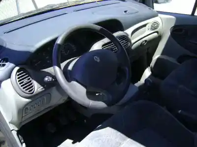 Scrapping Vehicle renault scenic (ja..) 1.8 of the year 2000 powered f4p