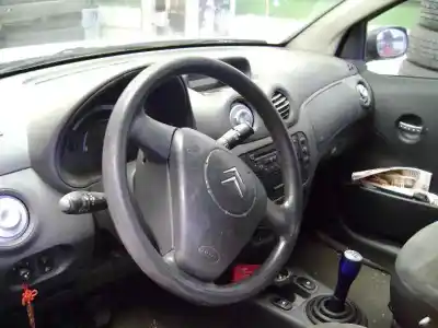 Veículo de Sucata citroen c2 (jm_) 1.4 do ano 2004 alimentado kfv